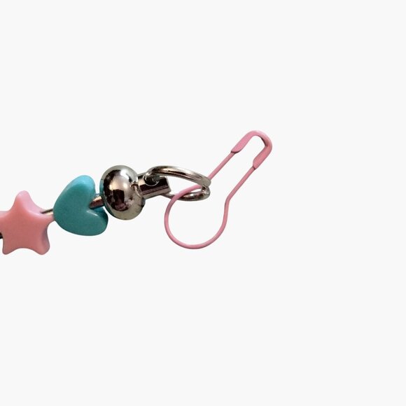 Beaded Bag Charm Zipper Pull Key Fob Pink Blue Star Heart Beads Metal Clip - Picture 3 of 4